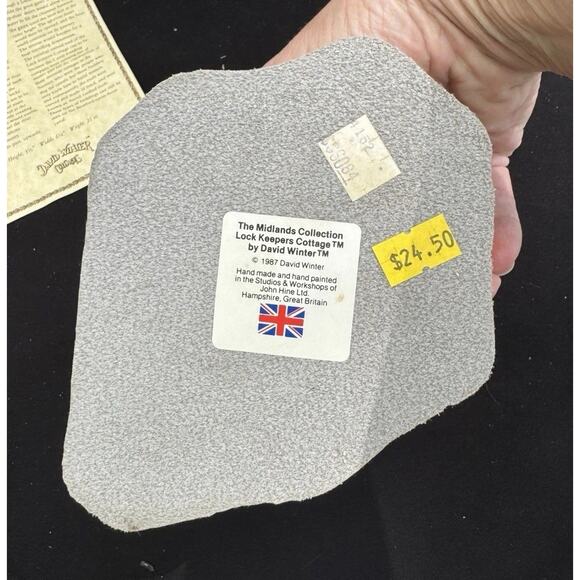 Vtg 1987 David Winter Lock Keepers Cottage The Midlands Collection MIB W/ COA - Picture 7 of 11